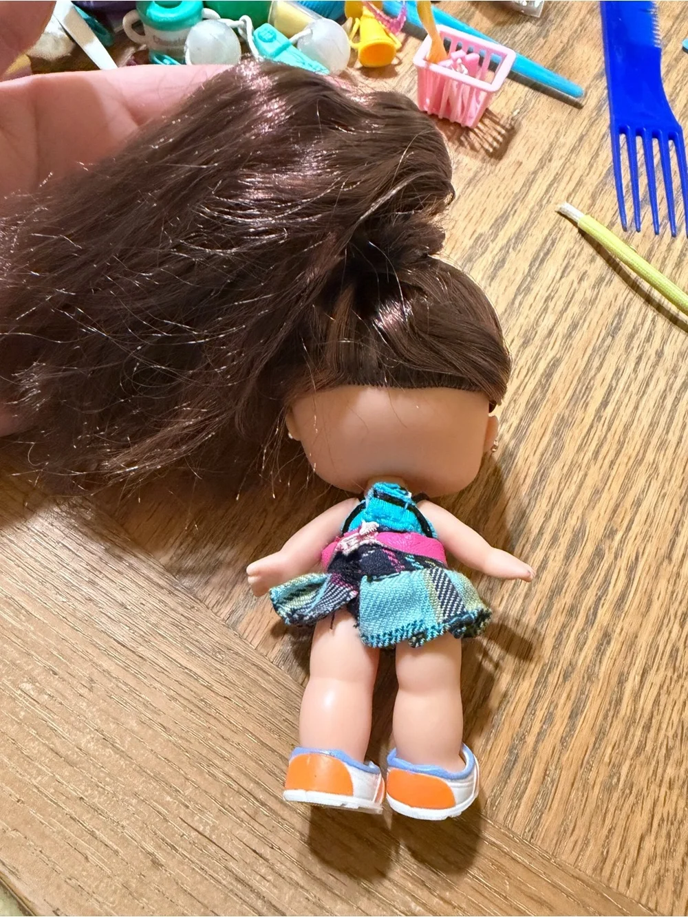 2006 MGA Entertainment Bratz Kidz Sisterz Kiani and Lilani Dolls